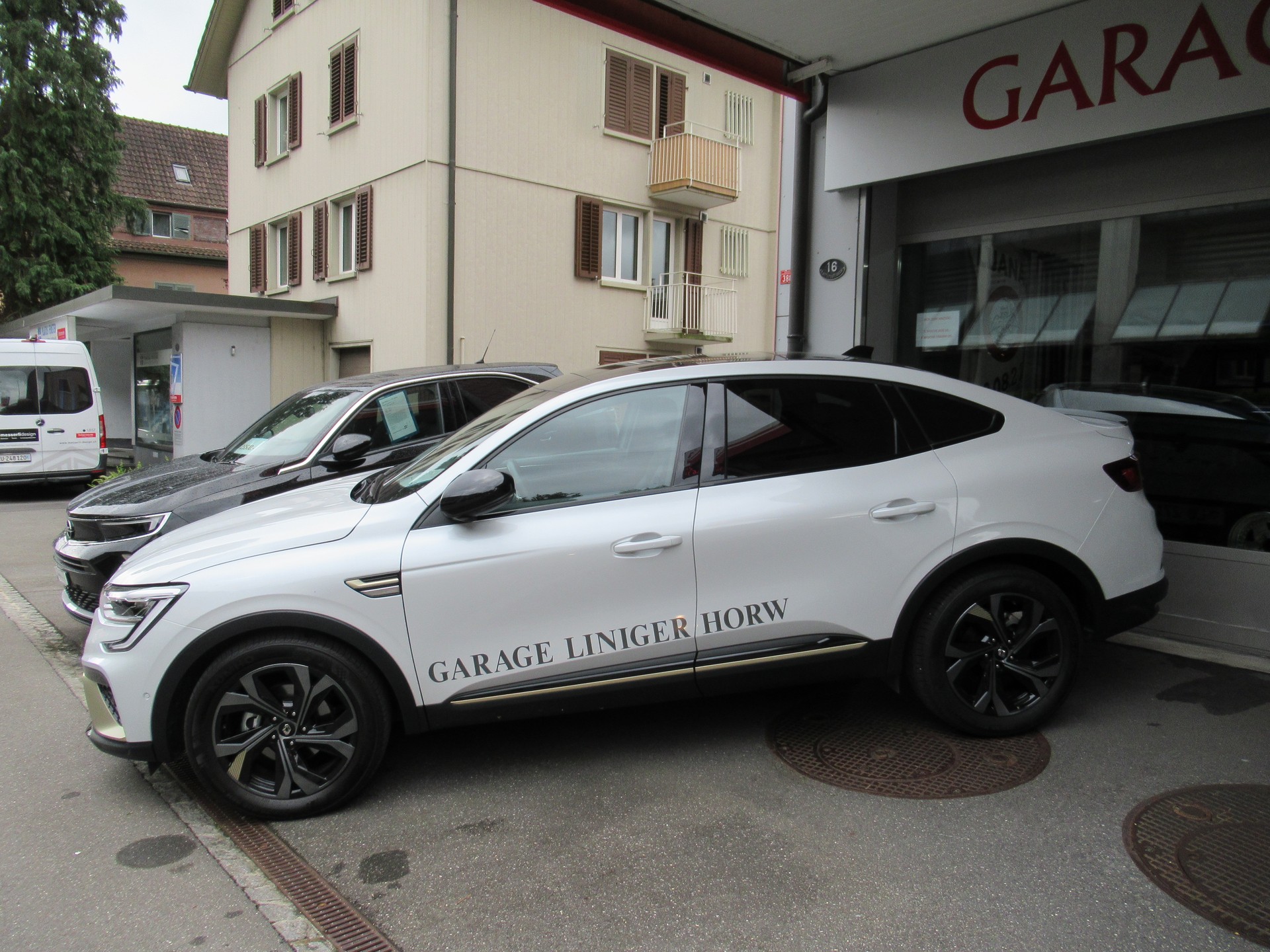 RENAULT Arkana 1.6 E-Tech Engineered-image-2