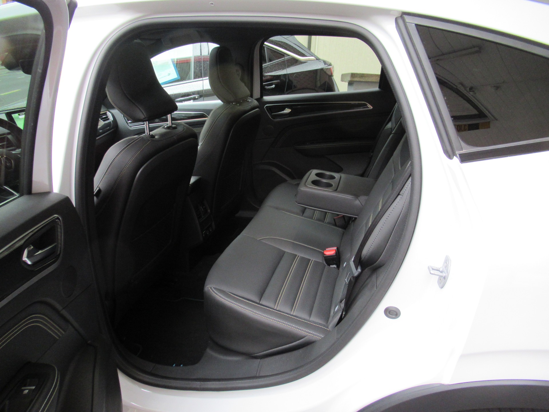 RENAULT Arkana 1.6 E-Tech Engineered-image-10