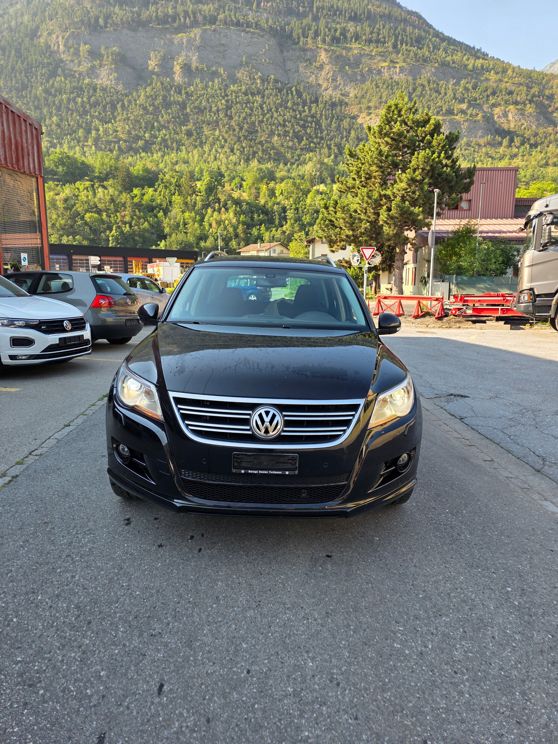 VW Tiguan 2.0 TSI Sport&Style-image-1