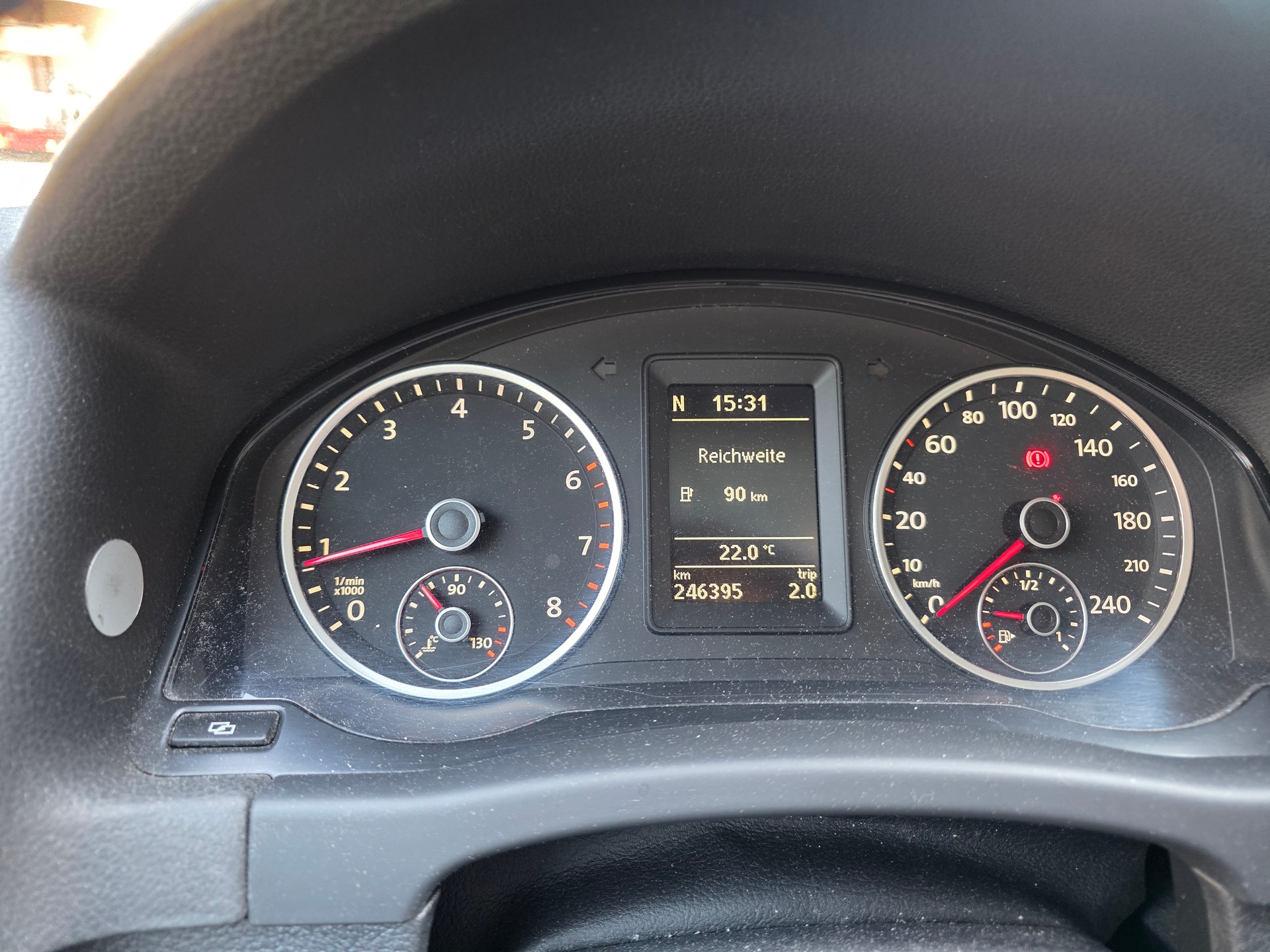 VW Tiguan 2.0 TSI Sport&Style-image-13