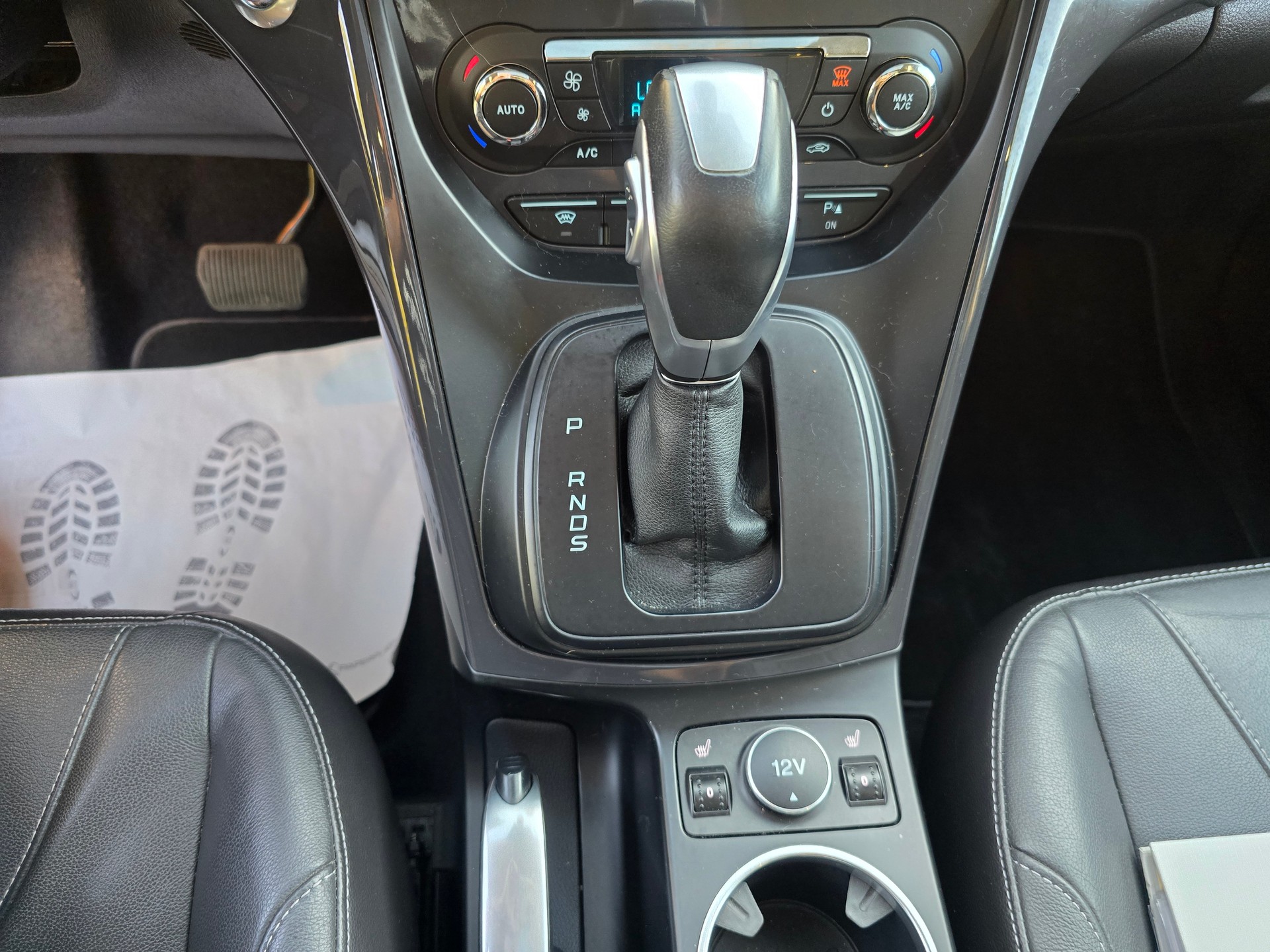 FORD Kuga 2.0 TDCi Titanium 4WD PowerShift-image-21