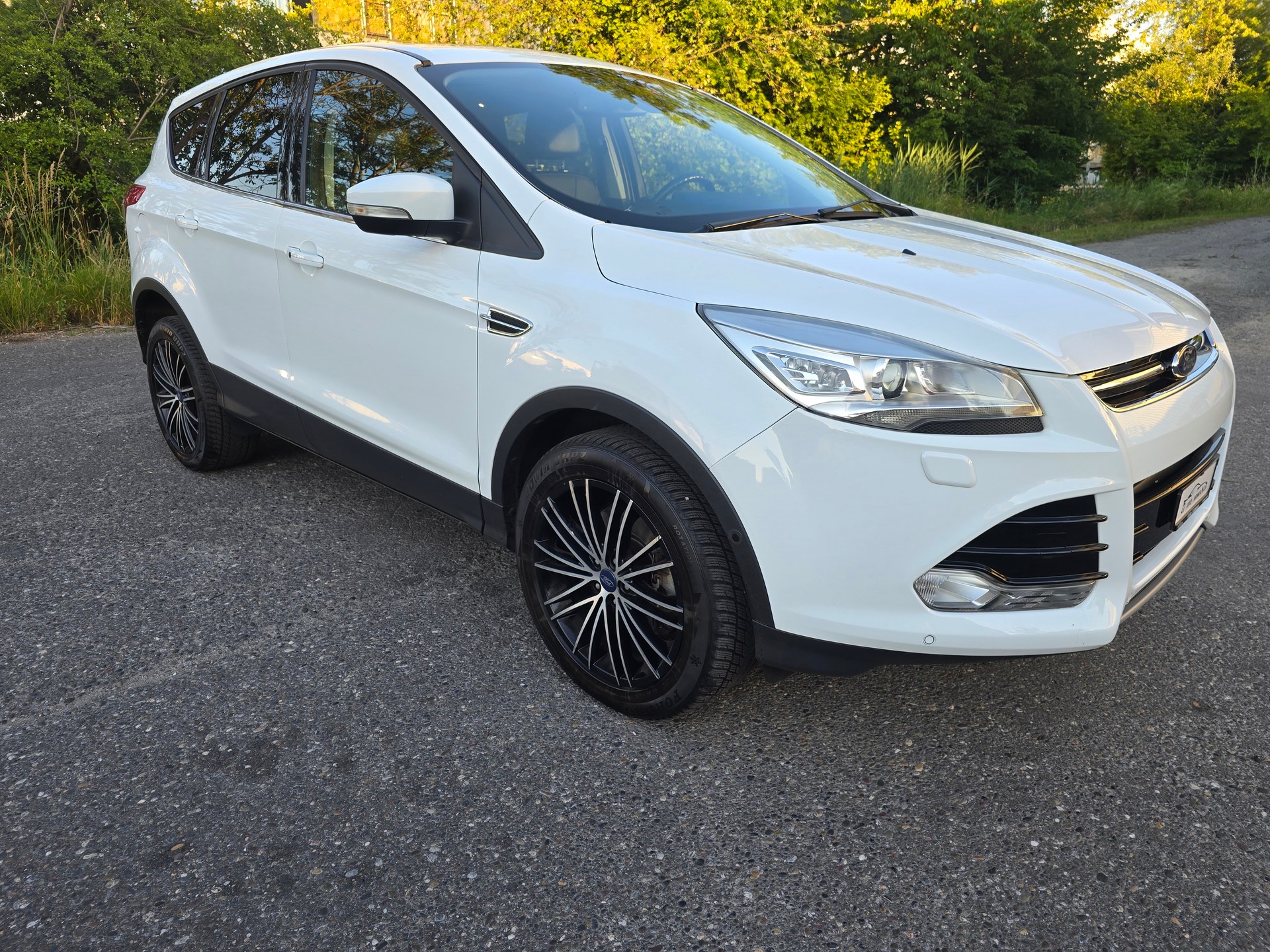 FORD Kuga 2.0 TDCi Titanium 4WD PowerShift-image-1