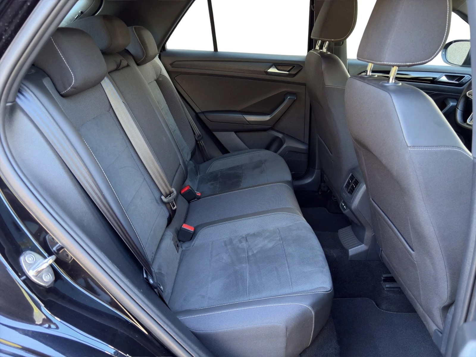 VW 2.0 TSI R-Line DSG 4motion-image-14