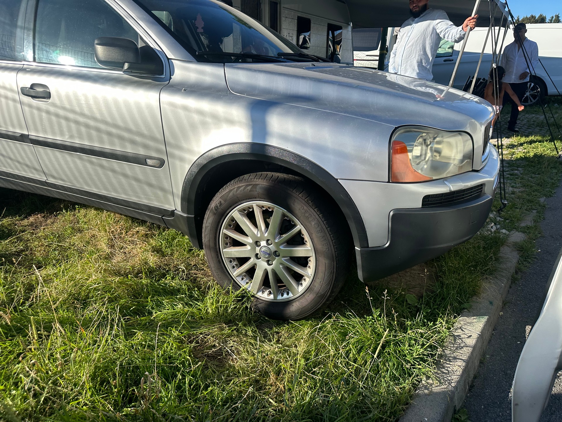 VOLVO XC90 2.5T AWD Kinetic-image-3