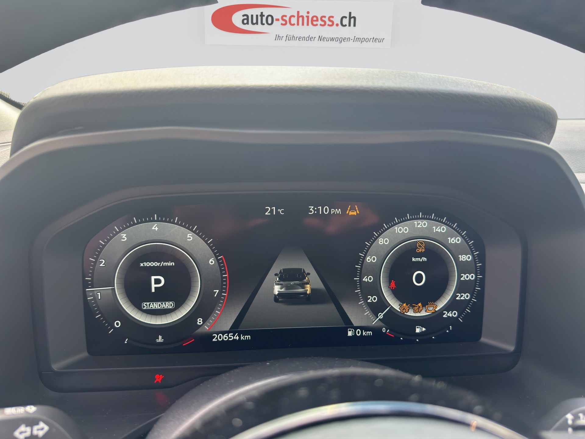 NISSAN Qashqai 1.3 DIG-T MHEV N-Connecta-image-11