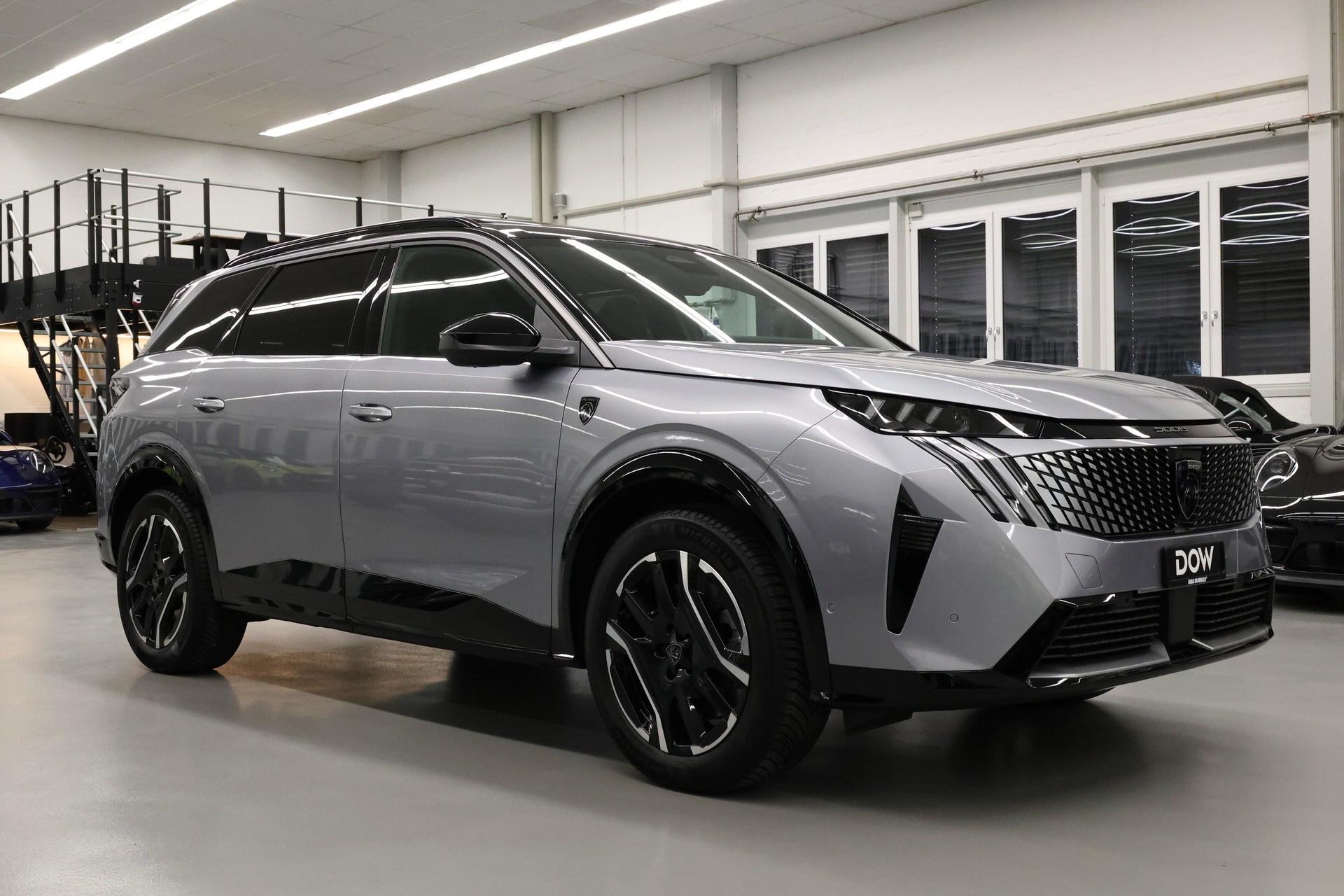 PEUGEOT 5008 e-GT Exclusive-image-2