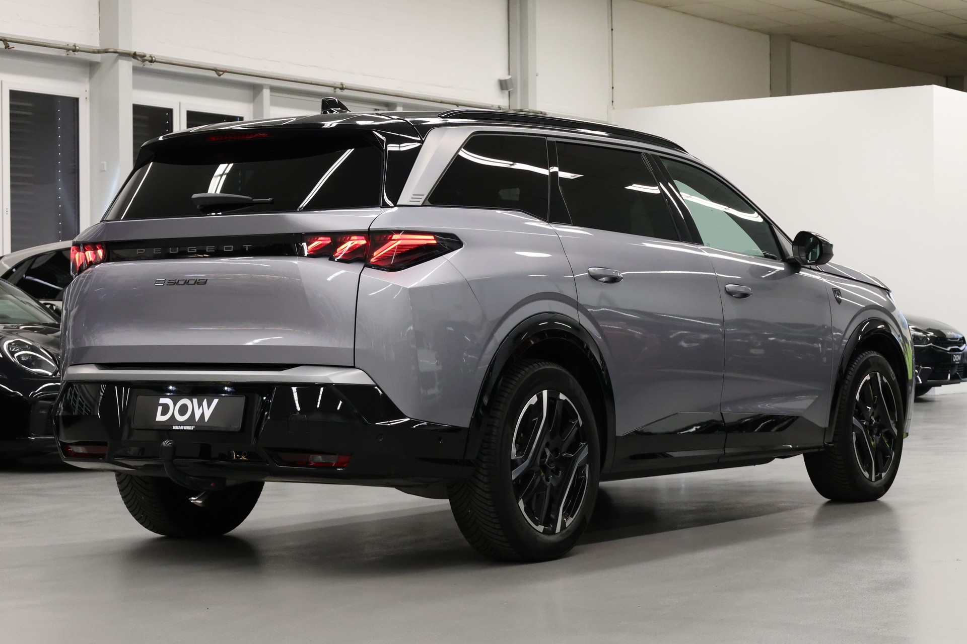 PEUGEOT 5008 e-GT Exclusive-image-6
