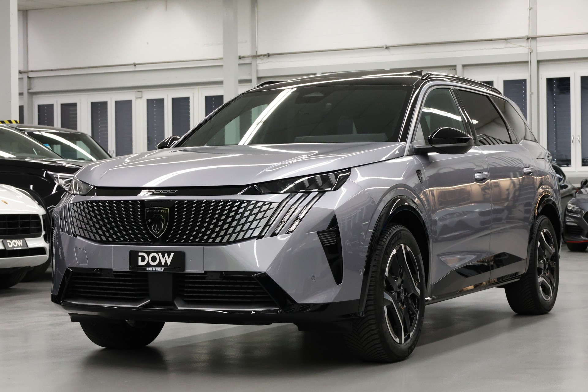 PEUGEOT 5008 e-GT Exclusive-image-1