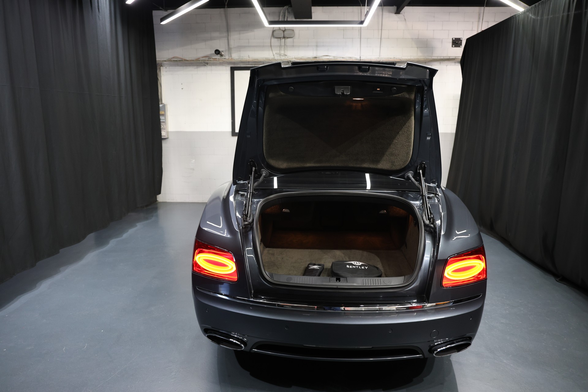 BENTLEY Flying Spur 6.0 625PS Voll-image-22