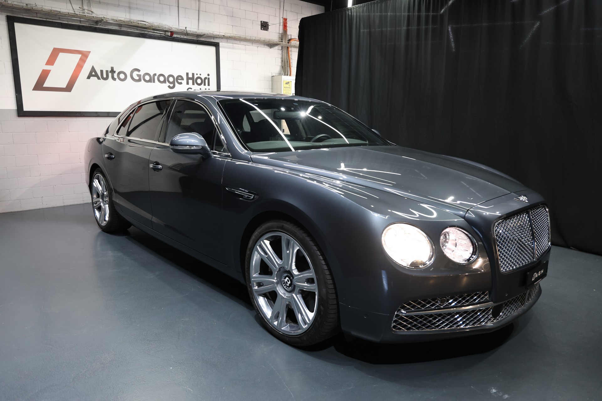 BENTLEY Flying Spur 6.0 625PS Voll-image-13