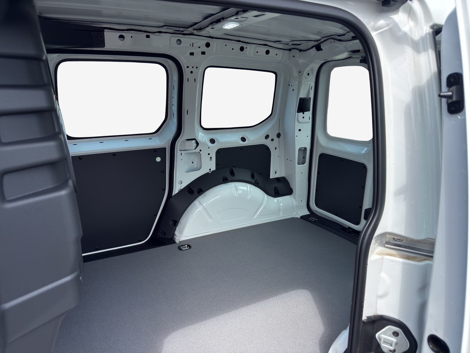 VW Caddy Cargo 2.0TDI 4Motion-image-11