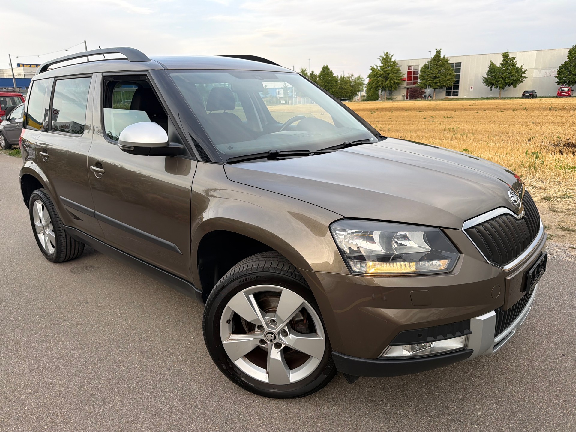 SKODA Yeti 2.0 TDI Ambition 4x4-image-0