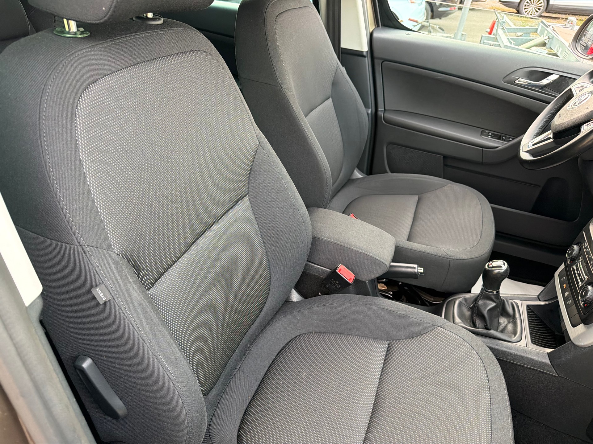 SKODA Yeti 2.0 TDI Ambition 4x4-image-6