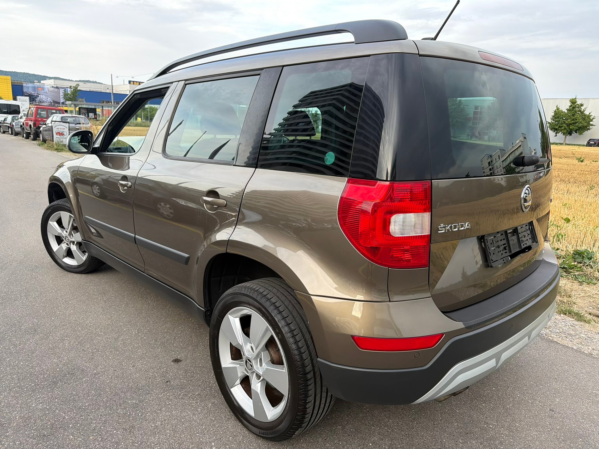 SKODA Yeti 2.0 TDI Ambition 4x4-image-2