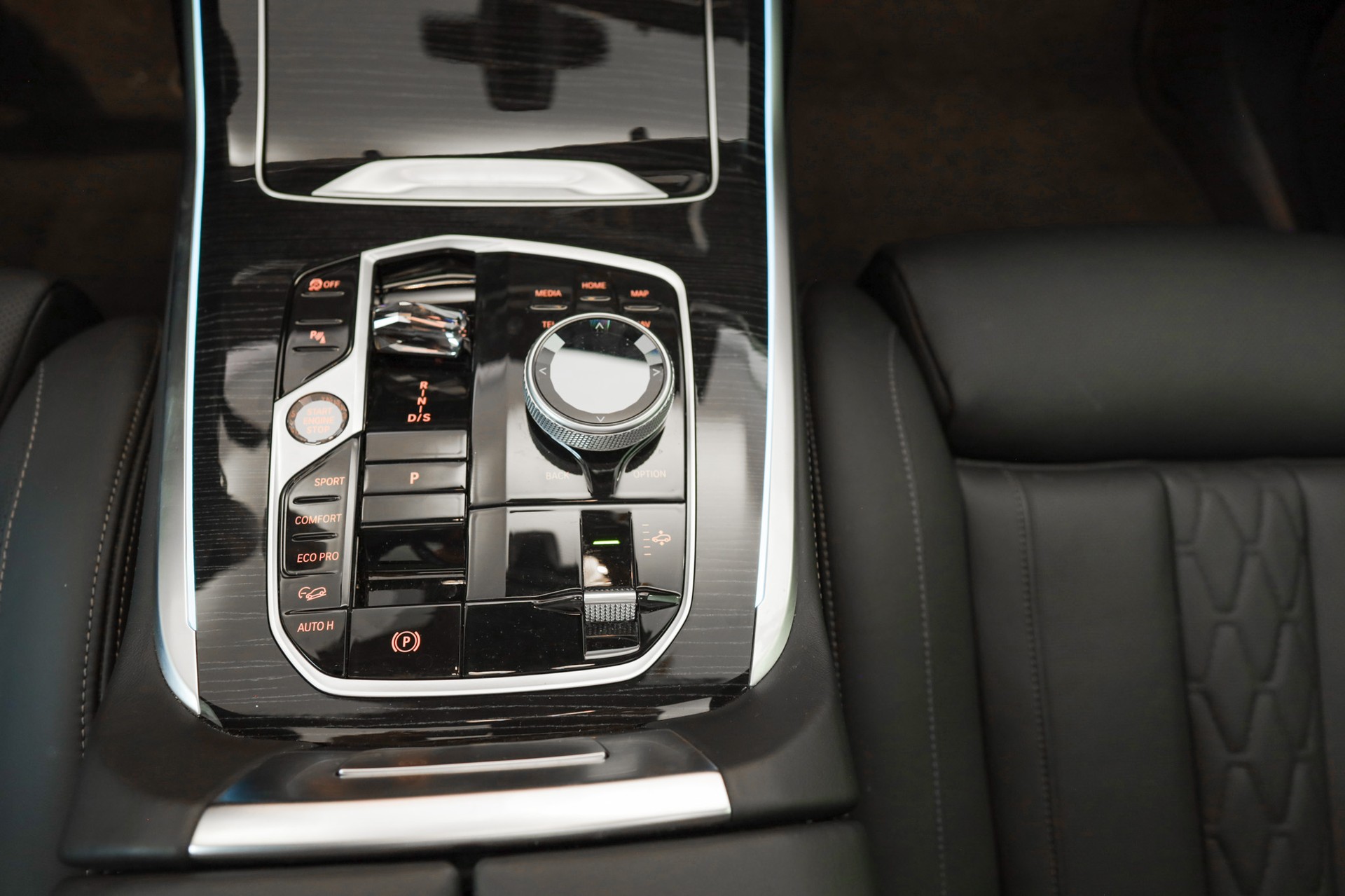 BMW X7 xDrive 48V 40d M Sport Pro Steptronic-image-20