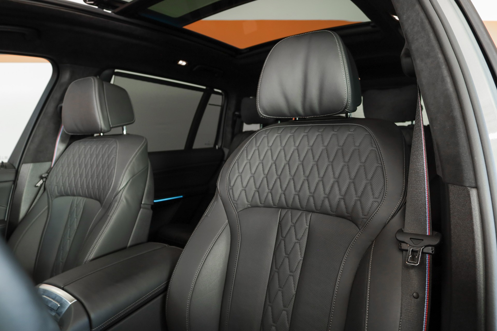 BMW X7 xDrive 48V 40d M Sport Pro Steptronic-image-10