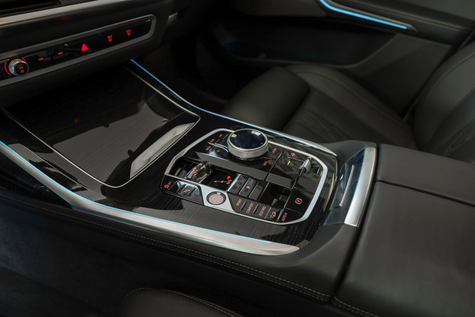 BMW X7 xDrive 48V 40d M Sport Pro Steptronic-image-22