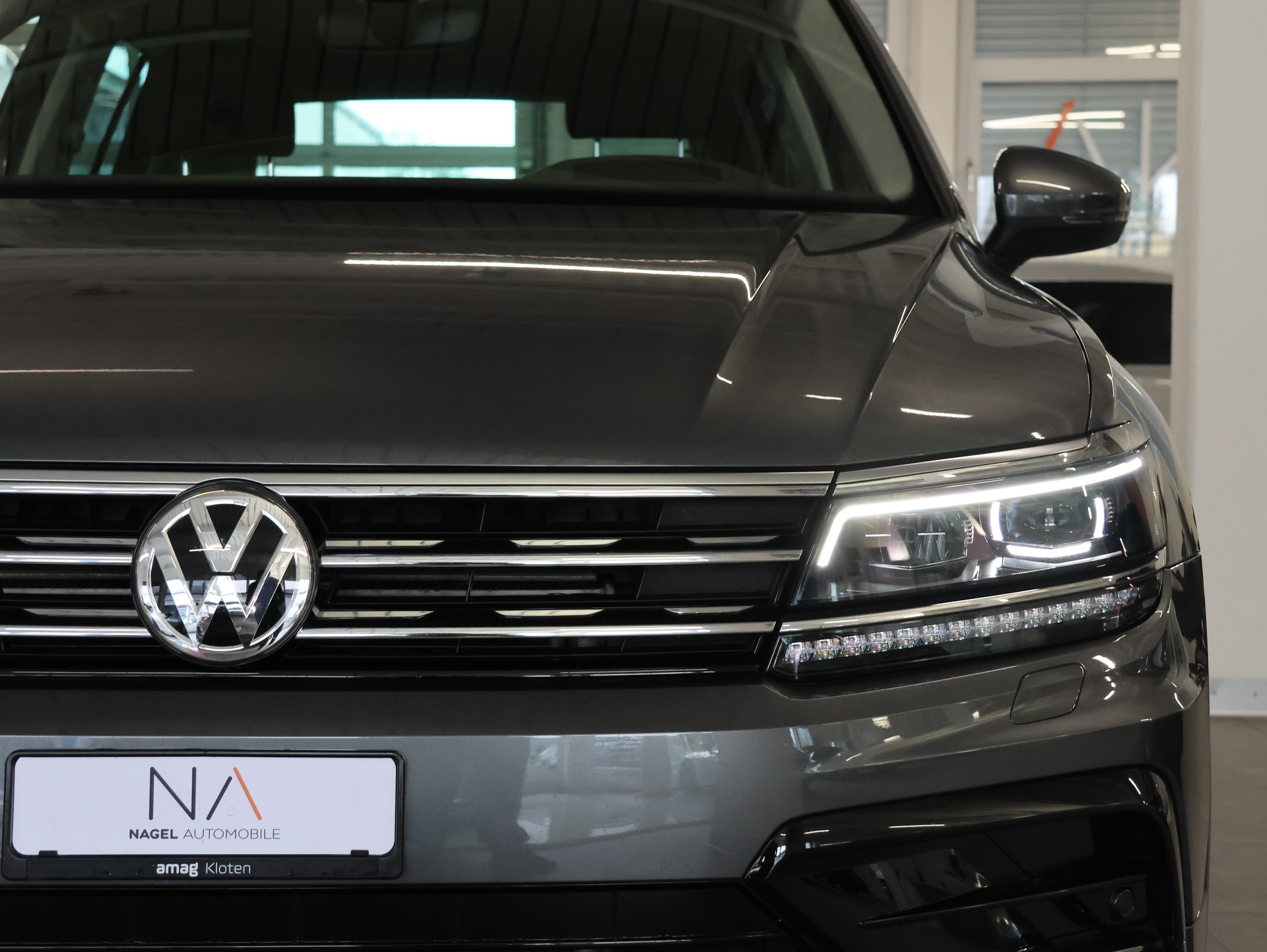 VW Tiguan 2.0TSI Highline 4Motion DSG *Sitzheizung* *Rückfahrkamera*-image-7