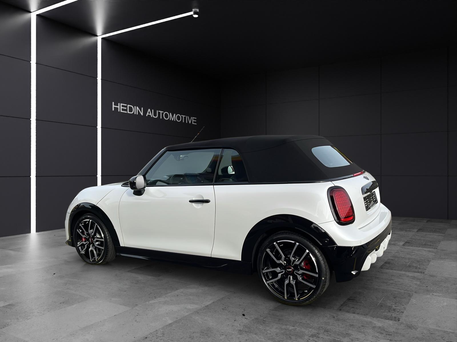 MINI Cabrio F67 2.0i John Cooper Works-image-2