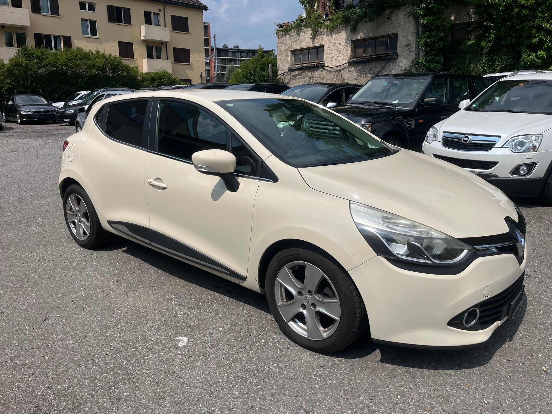 RENAULT Clio 1.2 16V T GT EDC-image-5
