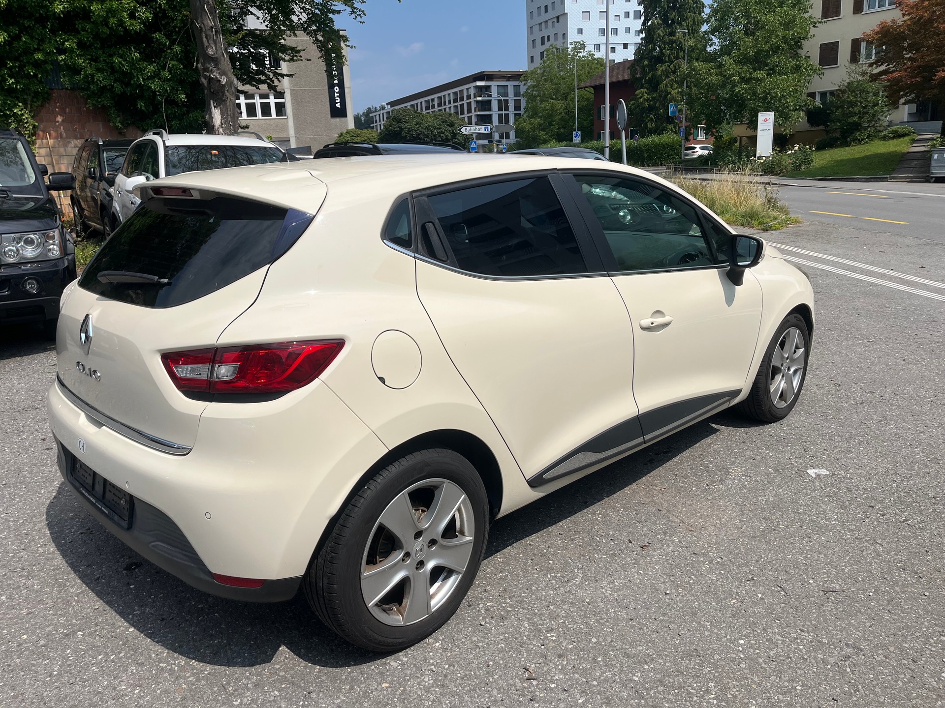 RENAULT Clio 1.2 16V T GT EDC-image-4