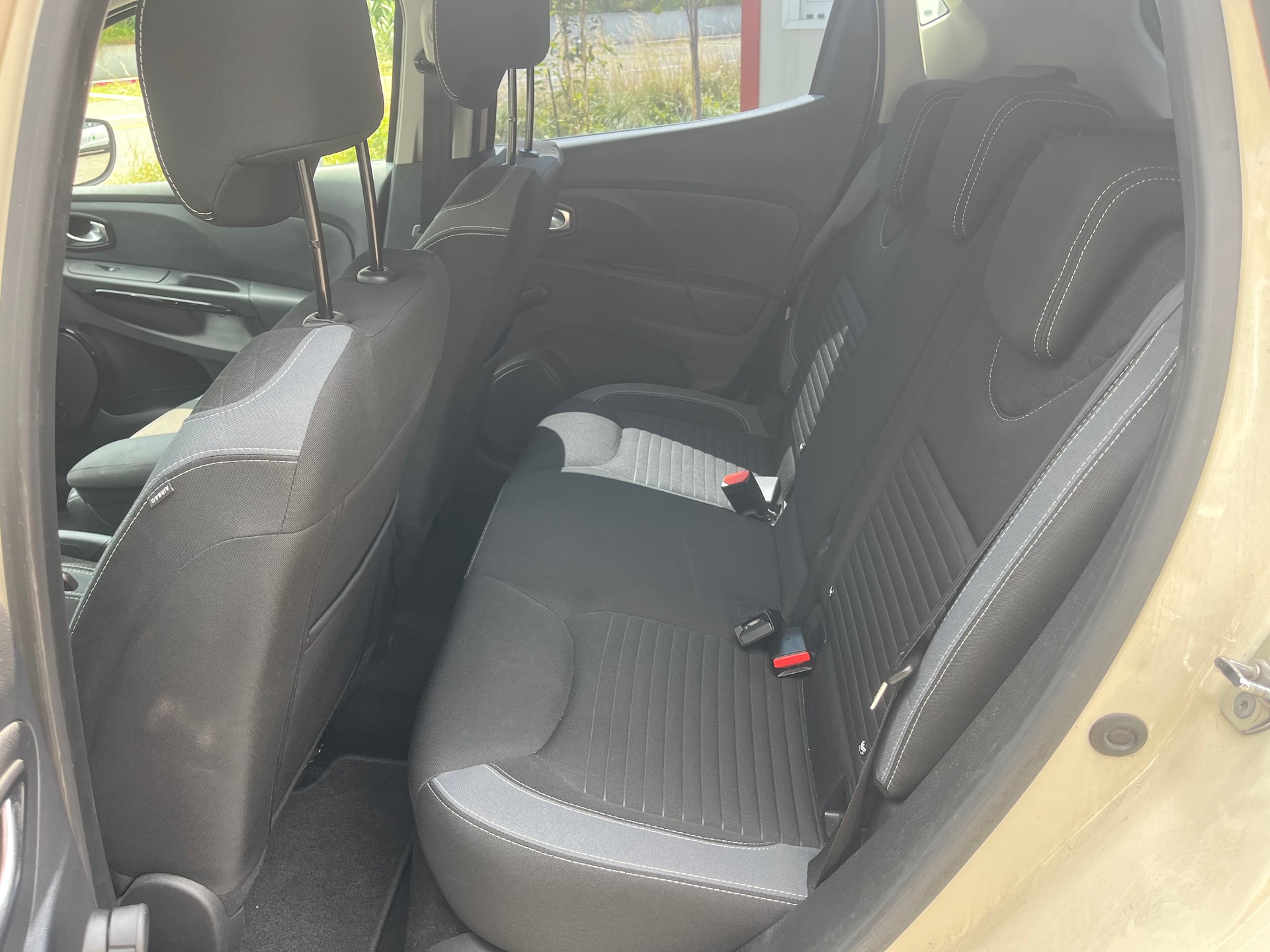 RENAULT Clio 1.2 16V T GT EDC-image-6