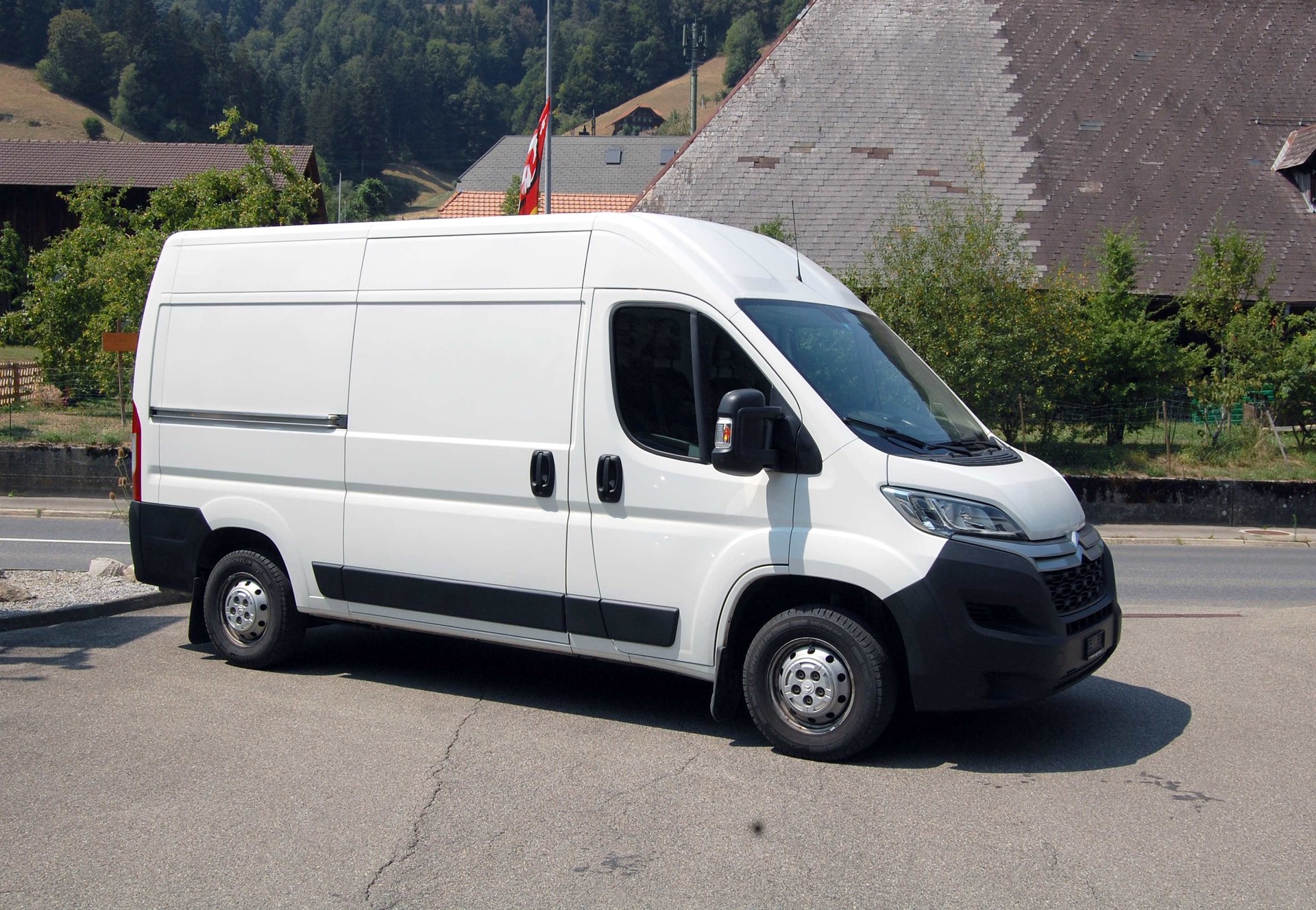 CITROEN Jumper 35 2.2 BlueHDi 165 Control L2H2-image-1