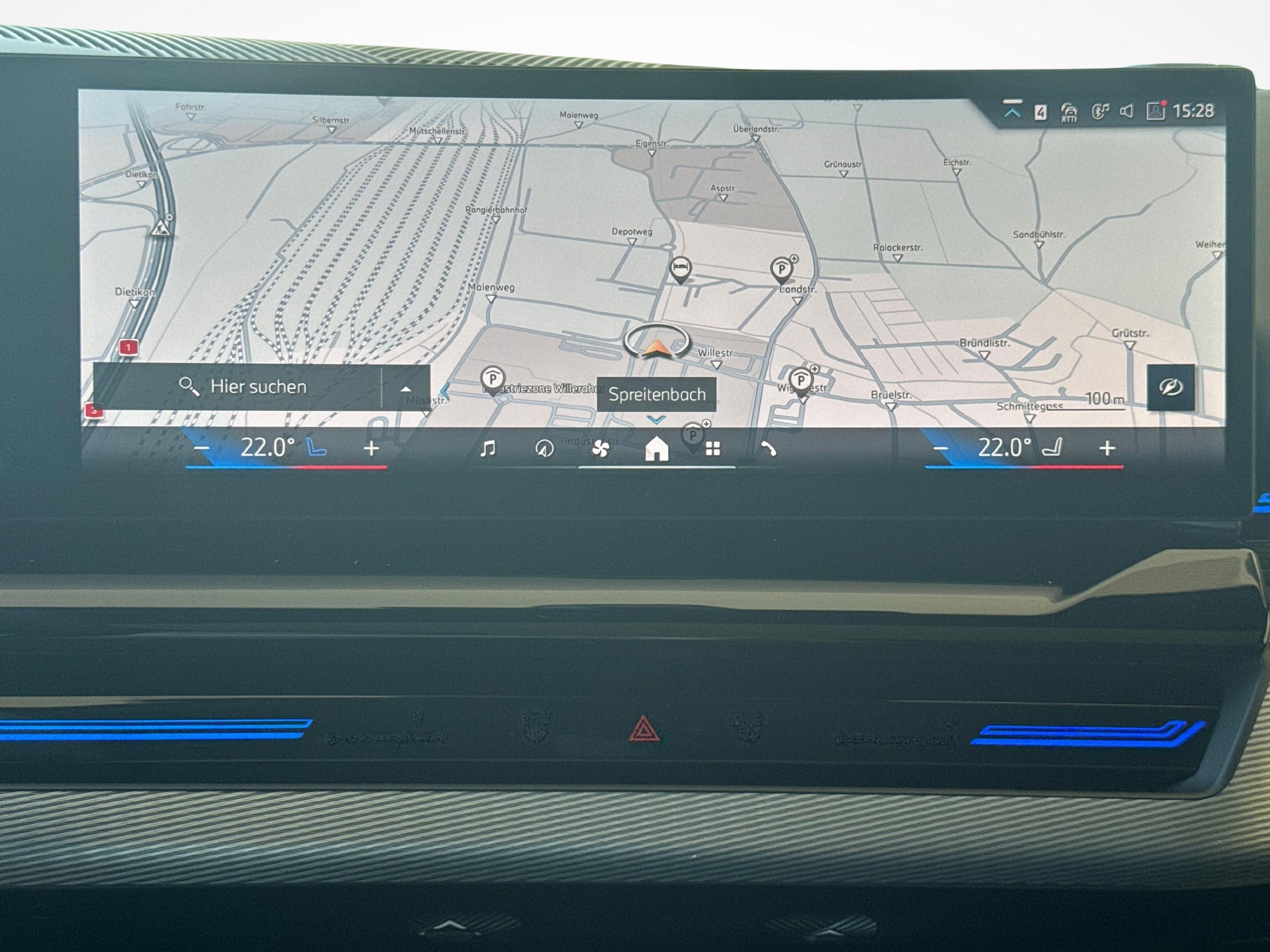 BMW 520d xDrive Touring-image-15