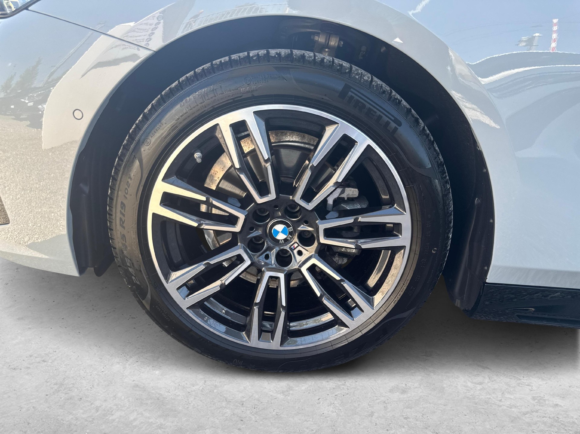 BMW 520d xDrive Touring-image-19