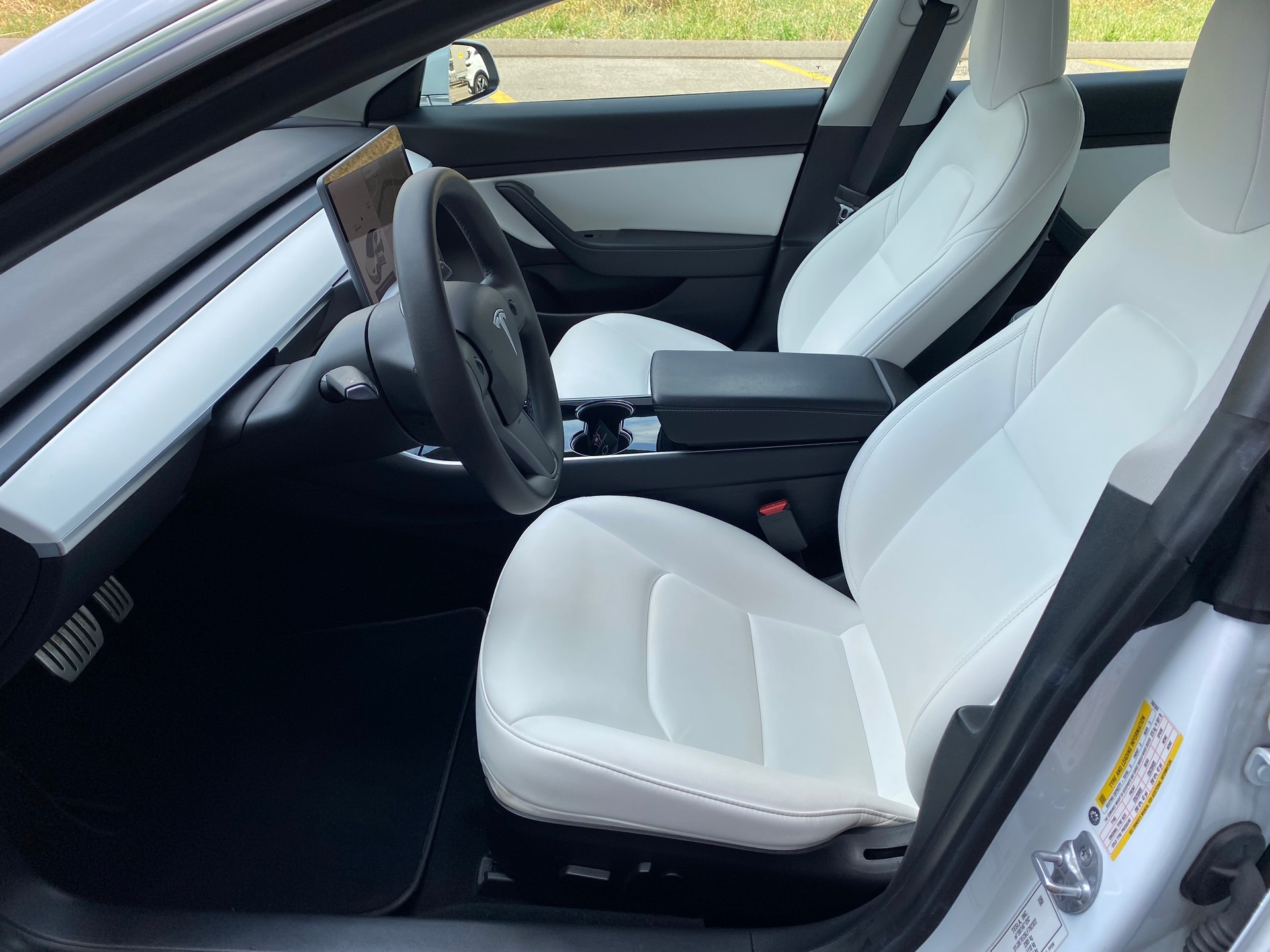 TESLA Model 3 Performance Dual Motor AWD-image-16