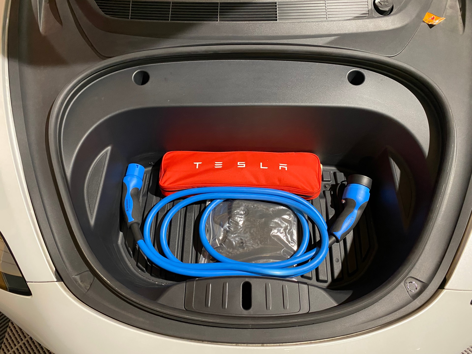 TESLA Model 3 Performance Dual Motor AWD-image-23