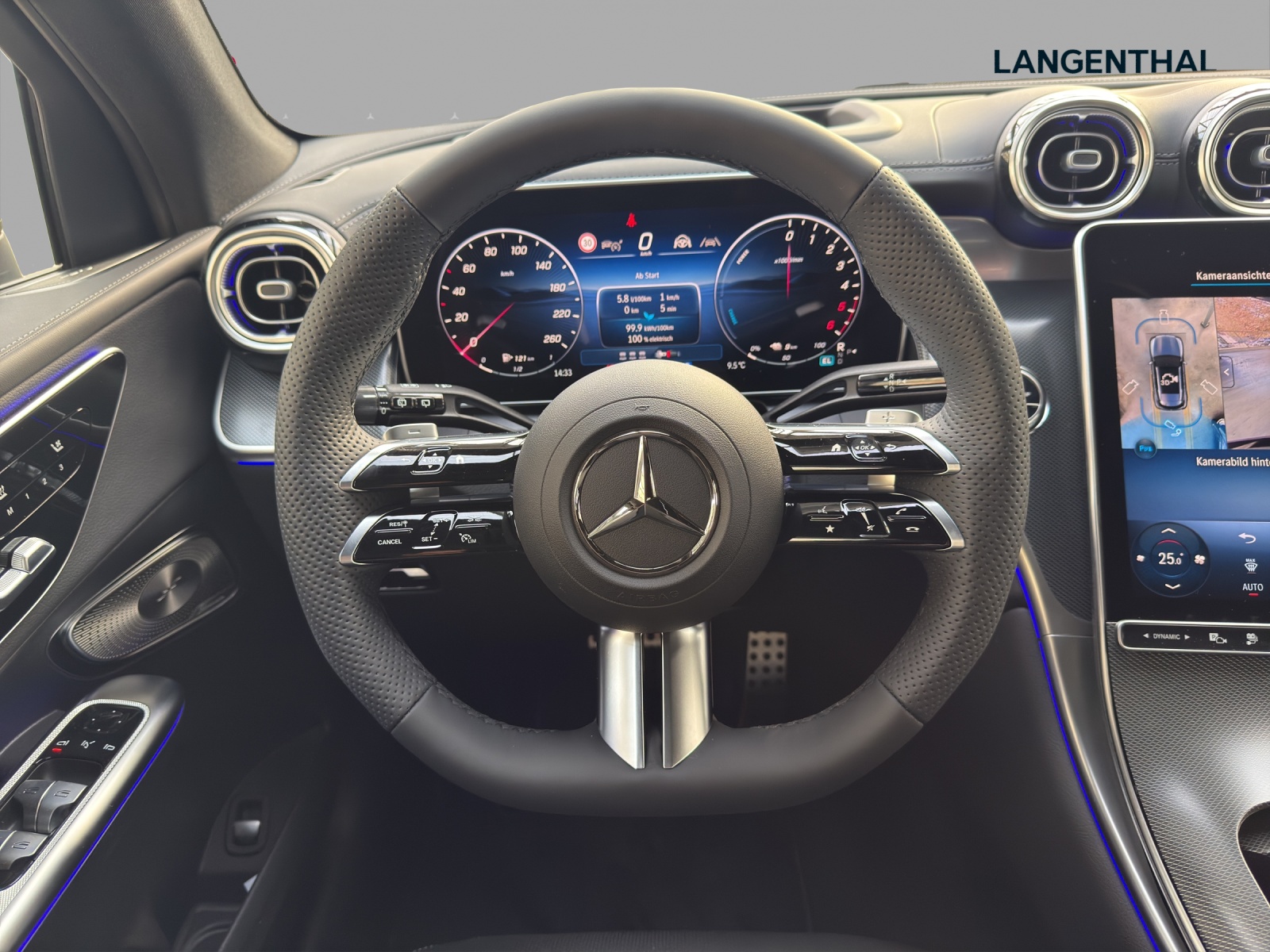 MERCEDES-BENZ GLC 300 de 4Matic EQ Star 9G-Tronic-image-9