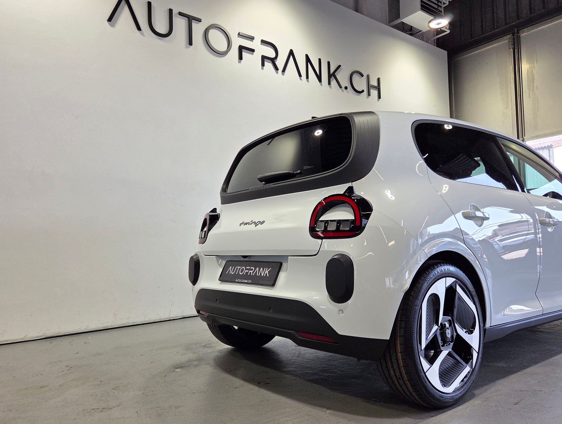 RENAULT Twingo E-Tech Urban Range techno-image-7