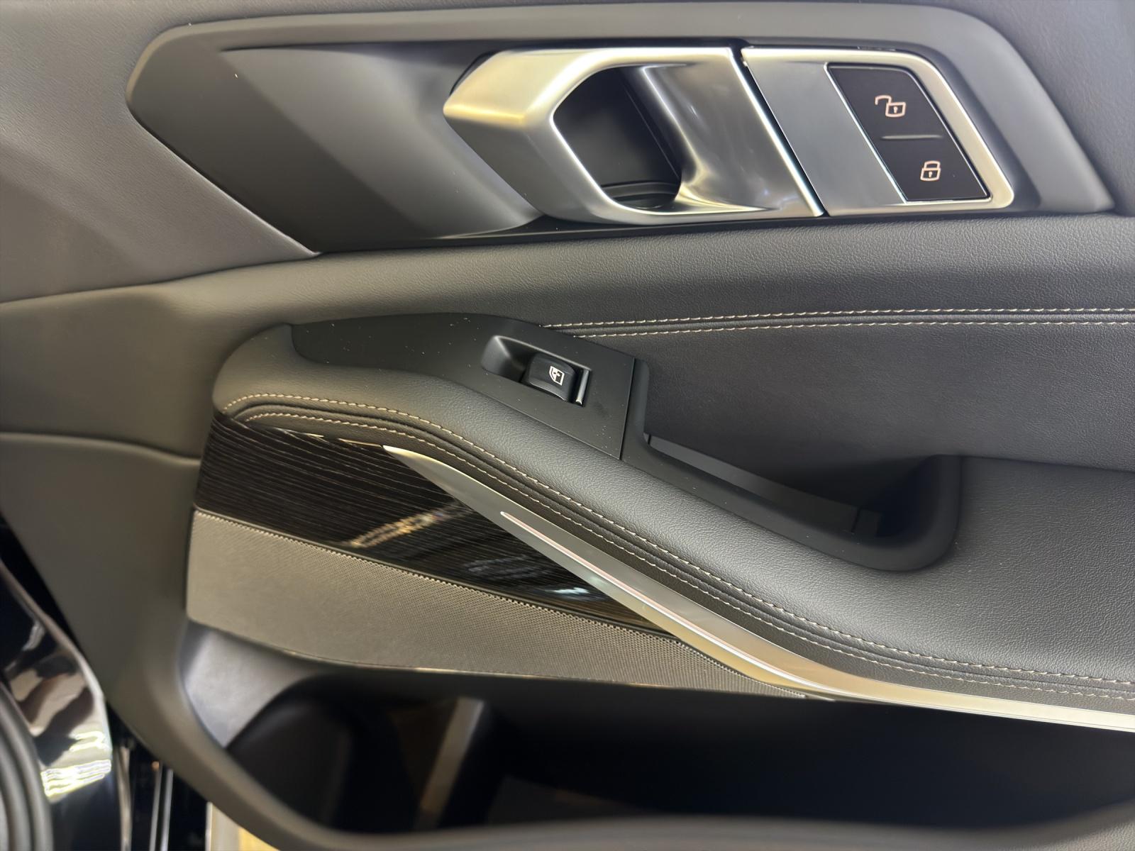 BMW X5 40d xDrive-image-15