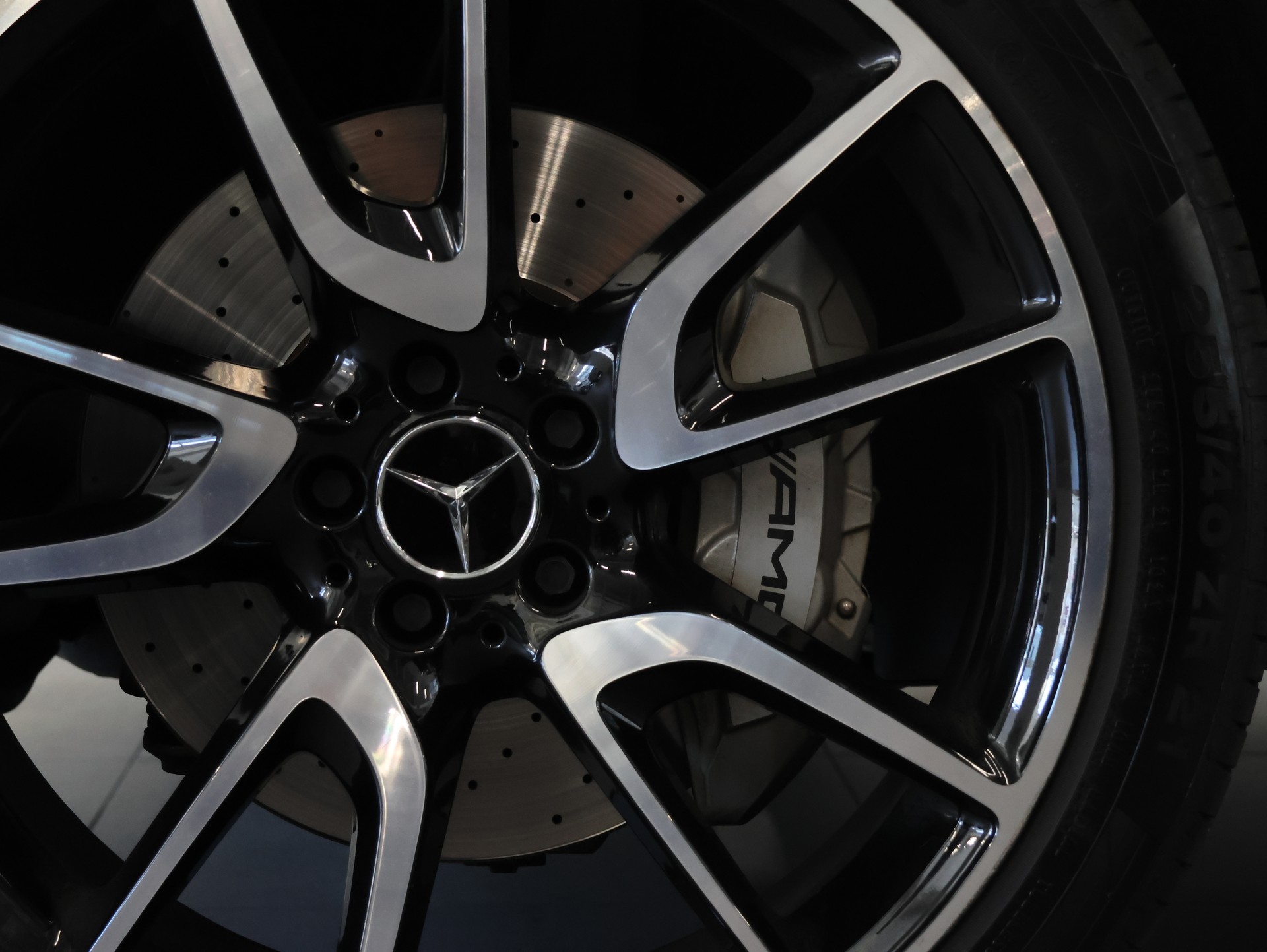 MERCEDES-BENZ GLC Coupé 43 AMG 4Matic 9G-Tronic *Panoramadach* *Sitzheizung* *Burmester*-image-10