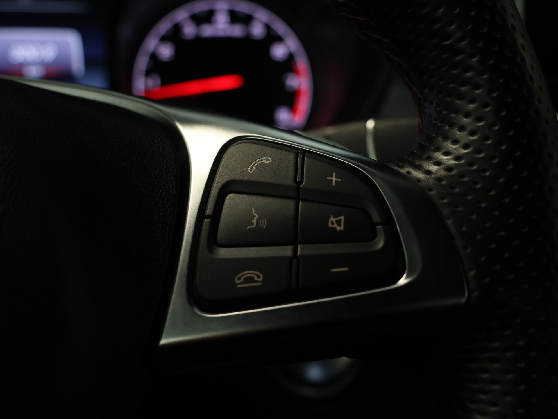 MERCEDES-BENZ GLC Coupé 43 AMG 4Matic 9G-Tronic *Panoramadach* *Sitzheizung* *Burmester*-image-23