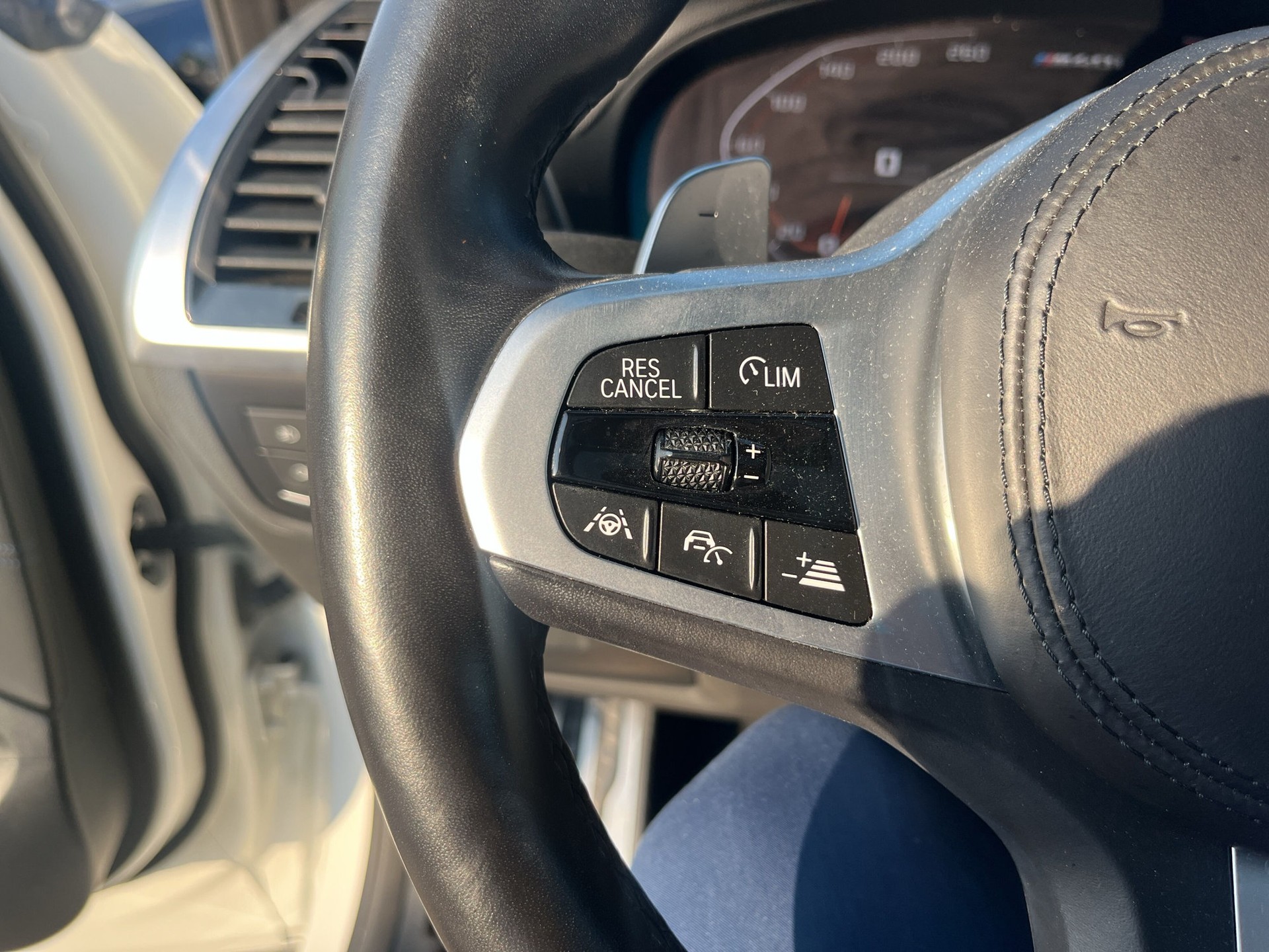 BMW X4 M40i Steptronic-image-14
