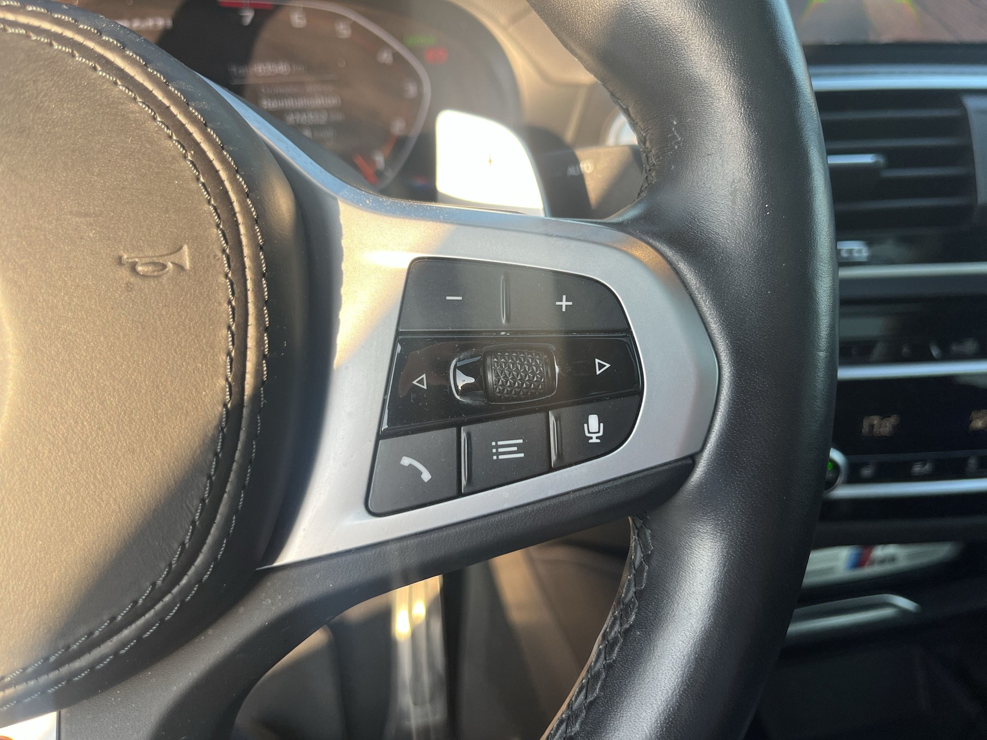 BMW X4 M40i Steptronic-image-15