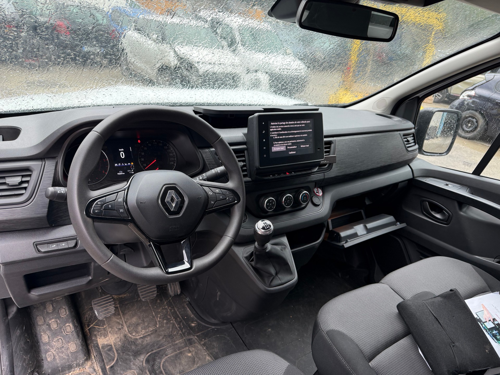 RENAULT Trafic 2.0 Blue dCi 130 Start L1H1-image-13