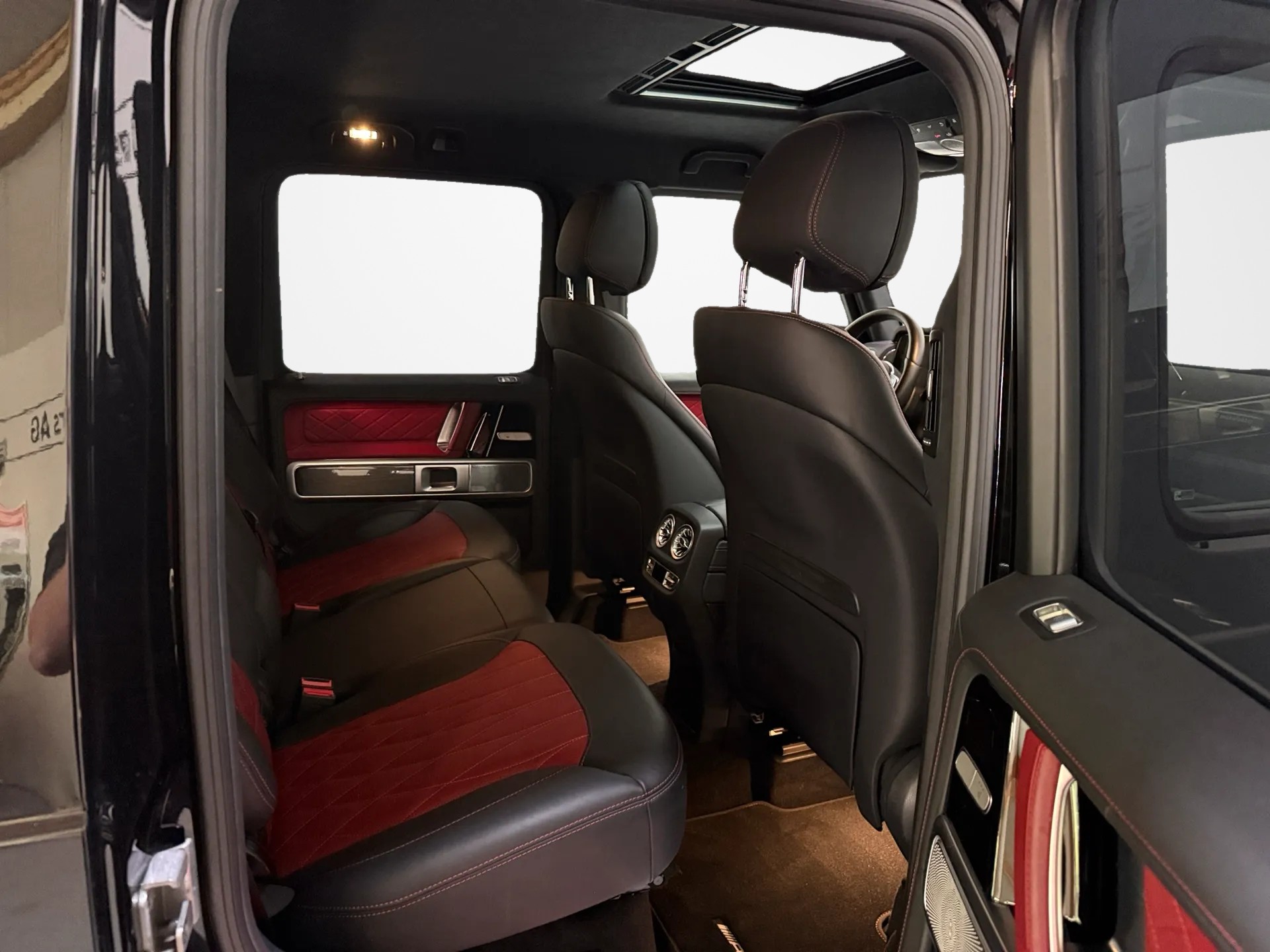 MERCEDES-BENZ G 350 d AMG Line 9G-Tronic G-Manufaktur-image-8