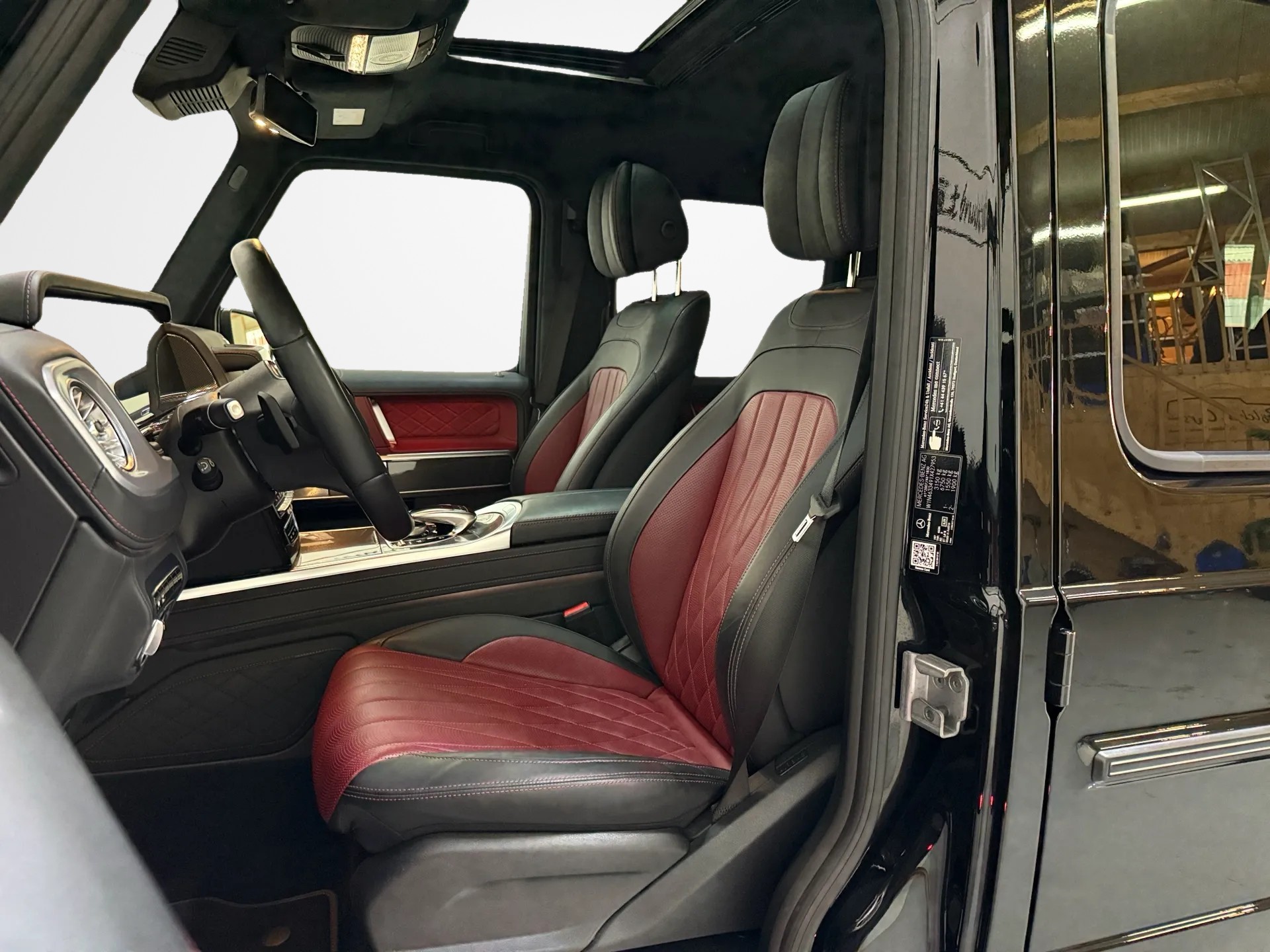 MERCEDES-BENZ G 350 d AMG Line 9G-Tronic G-Manufaktur-image-12