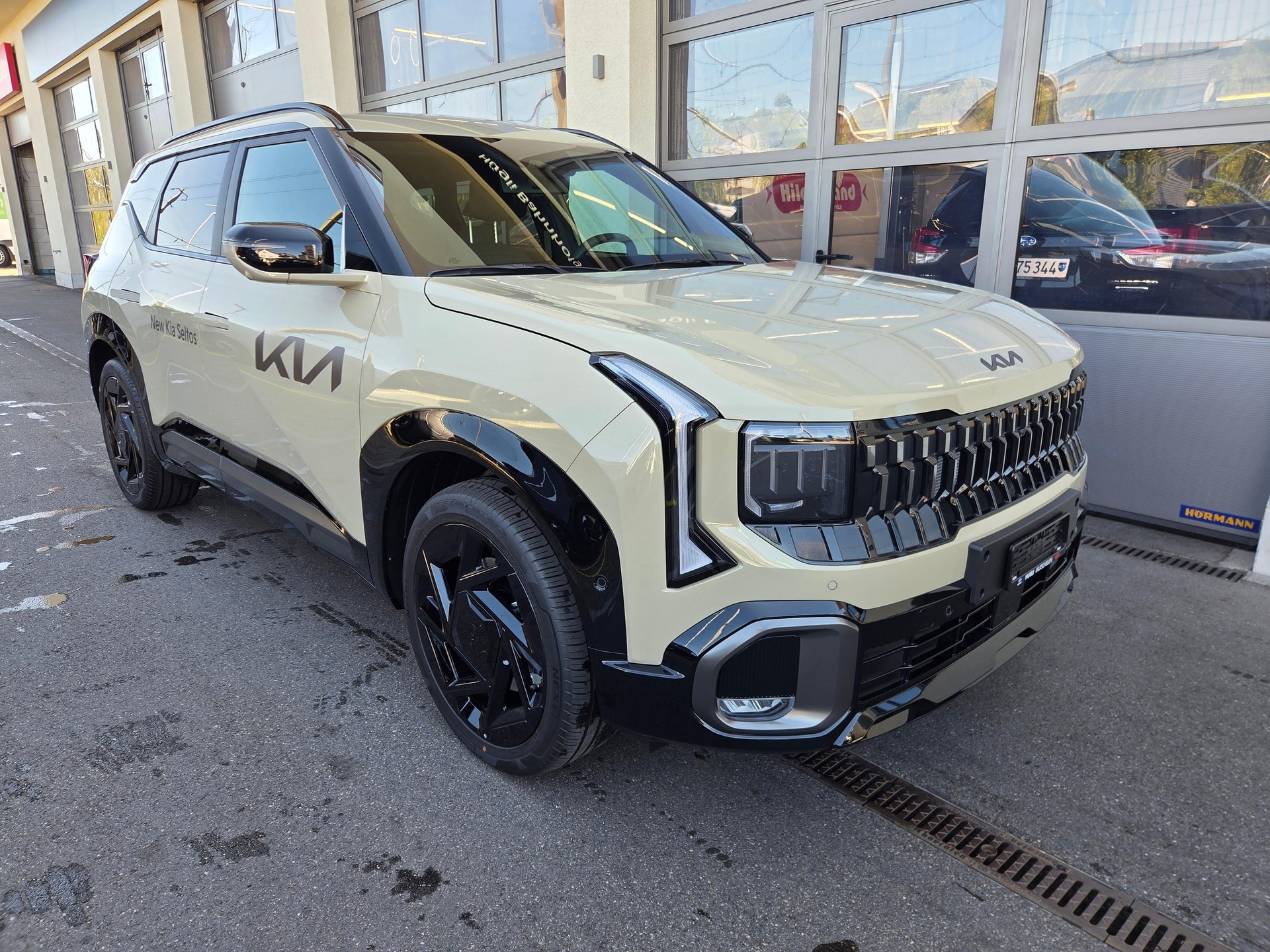 KIA Seltos 1.6 T-GDi X-Line-image-4