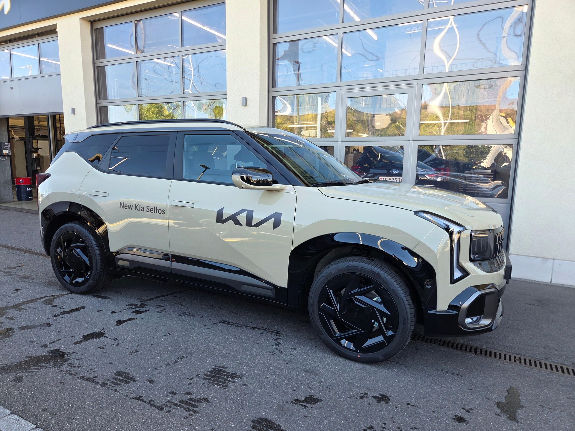 KIA Seltos 1.6 T-GDi X-Line-image-5