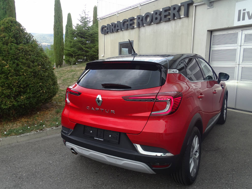 RENAULT Captur 1.3 TCe 155 Intens EDC-showroom-element-2