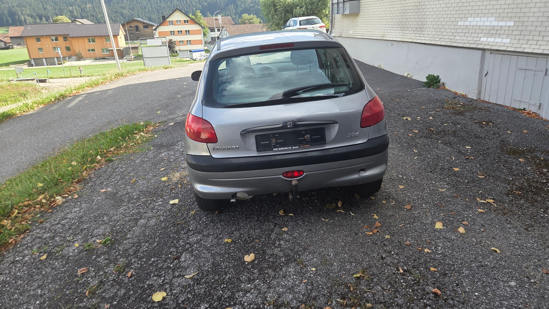 PEUGEOT 1.6 16V XT Premium-image-3