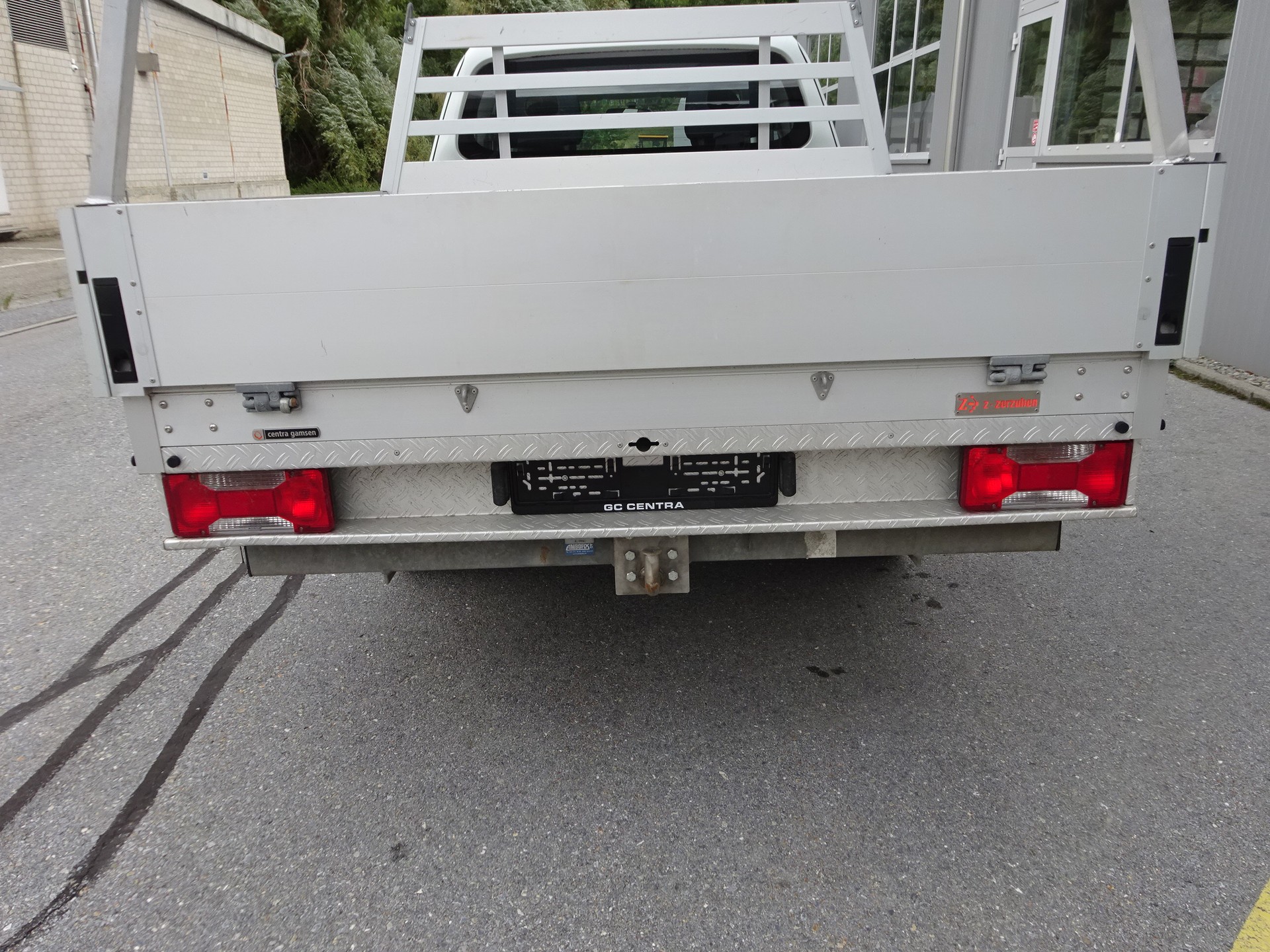 MITSUBISHI L 200 2.2 Style Club Cab Alubrücke-image-25