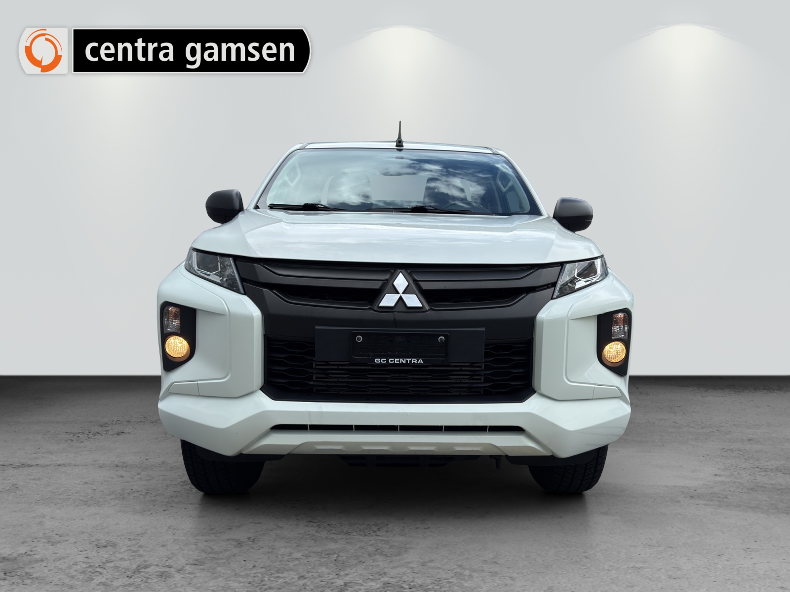 MITSUBISHI L 200 2.2 Style Club Cab Alubrücke-showroom-element-1