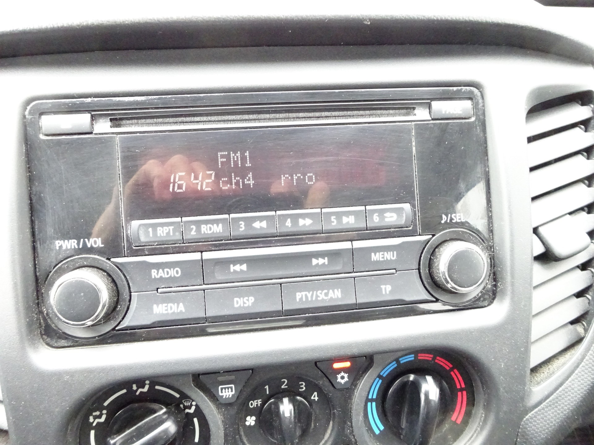 MITSUBISHI L 200 2.2 Style Club Cab Alubrücke-image-8