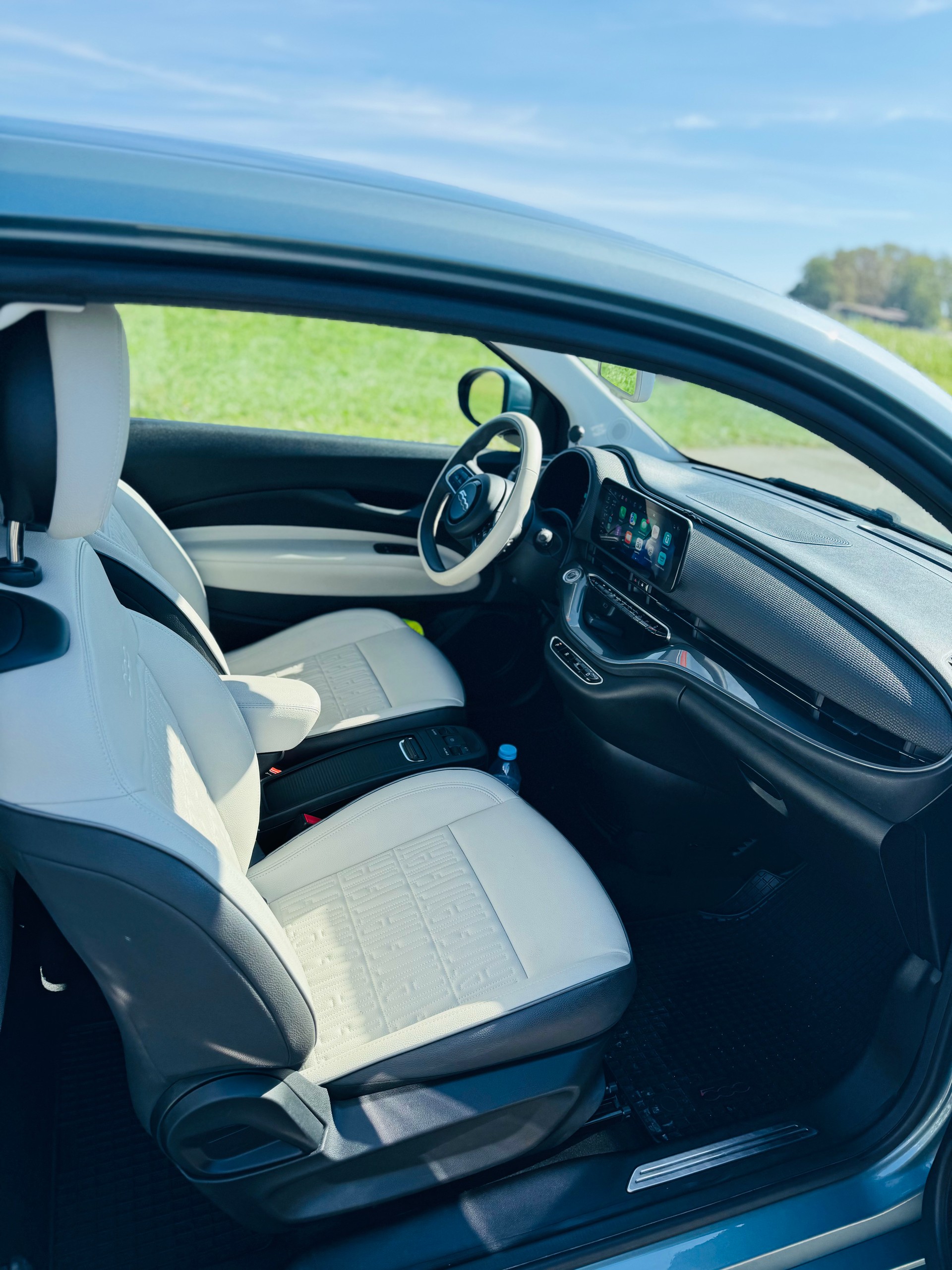 FIAT 500 3+1 electric 87 kW La Prima-image-11