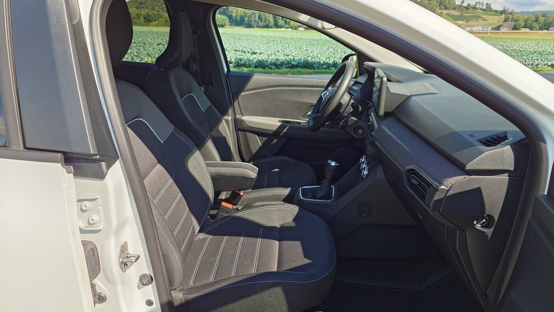 DACIA Jogger TCe 110 Comfort-image-13